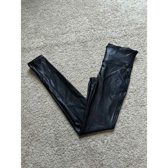 Spanx Faux Leather Pull On High Waisted Shiny Black Leggings Women's Small - Picture 2 of 10